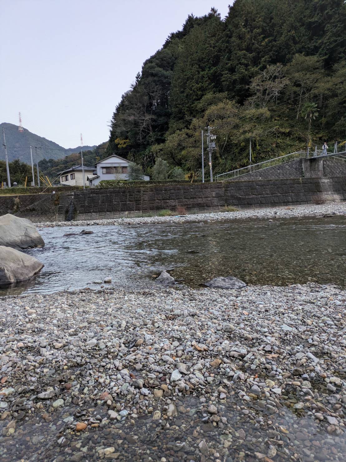 高瀬吊り橋上の釣果